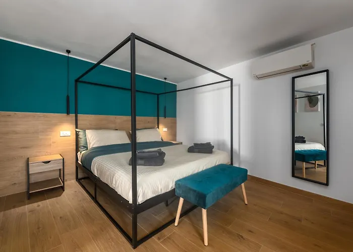 Apartment Angel Joy Rooftop Private Terrace Near Roma Tiburtina Train & Metro Station Rom